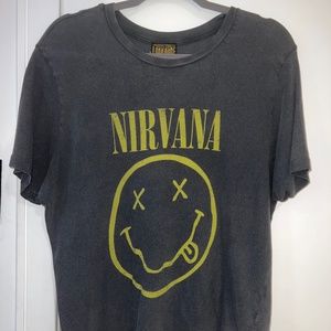 Nirvana T shirt. GREAT Conditions